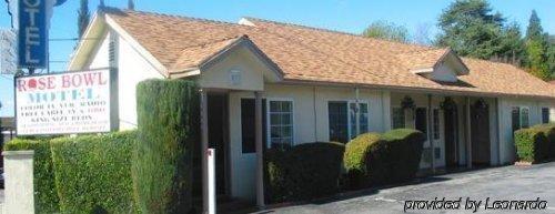 Rose Bowl Motel Los Angeles Dış mekan fotoğraf